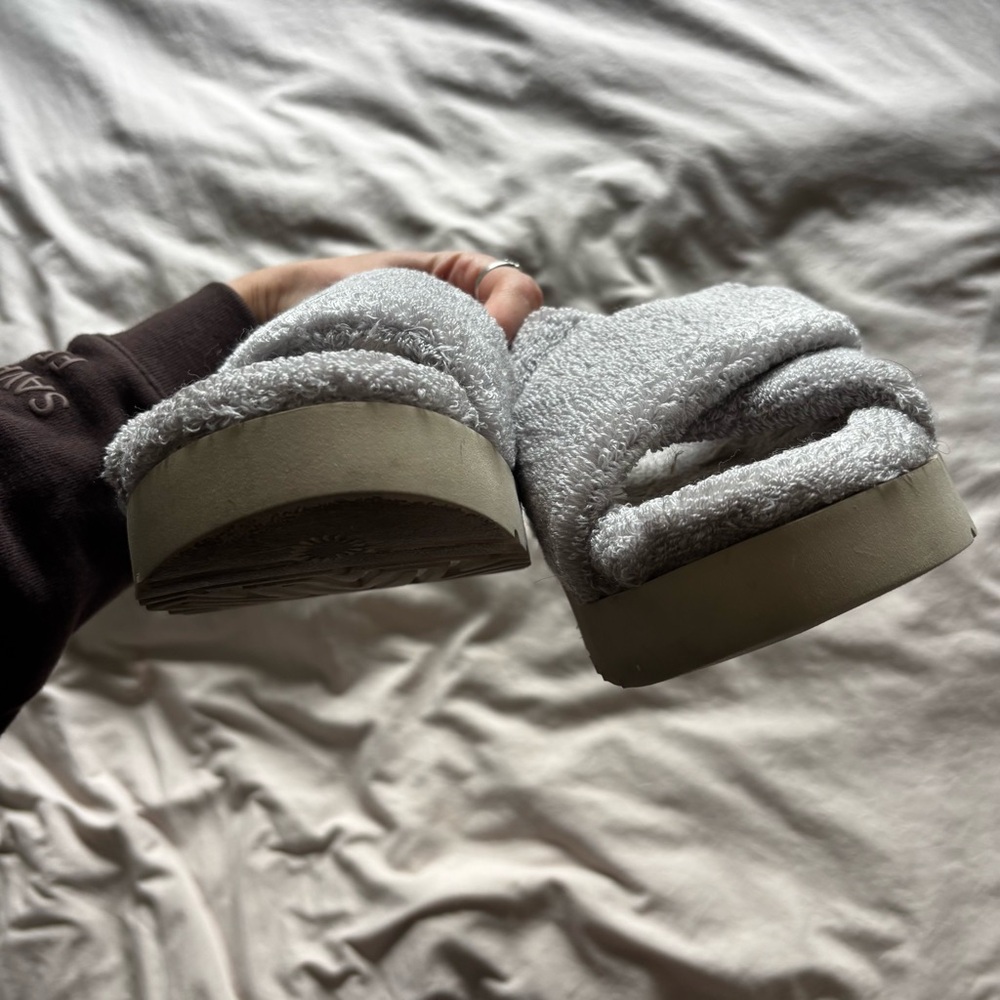 Ugg Slippers - image 4